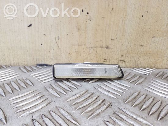 BMW X5 E53 Front fender indicator light 7164491