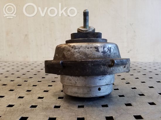 BMW X5 E53 Engine mount bracket 675844401