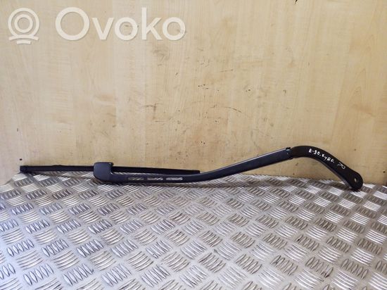 BMW 3 E90 E91 Front wiper blade arm 61617118220 7118220