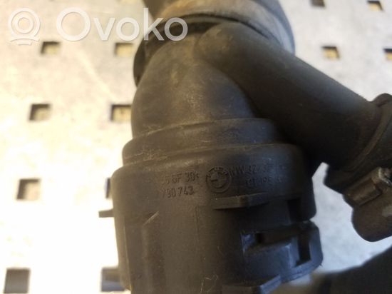 BMW 3 E90 E91 Engine coolant pipe/hose 7790743