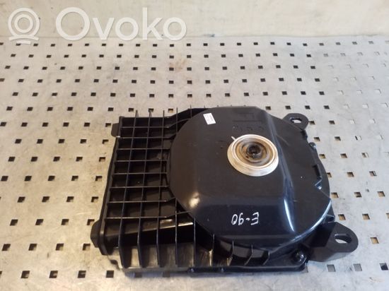 BMW 3 E90 E91 Subwoofer speaker 43040741975 65136954871
