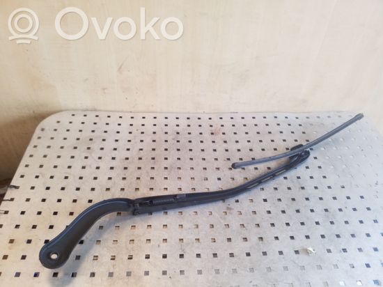 BMW 3 E90 E91 Front wiper blade arm