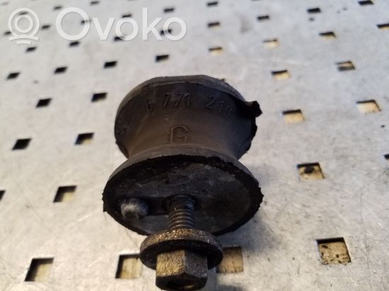 BMW 3 E90 E91 Gearbox mount 6771219