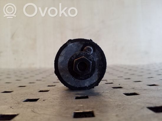 BMW 3 E90 E91 Gearbox mount 6771219