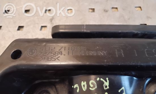 BMW 3 E90 E91 Rear bumper mounting bracket 51127118194 72758411