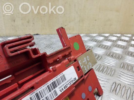 BMW 3 E90 E91 Fuse module 6971370