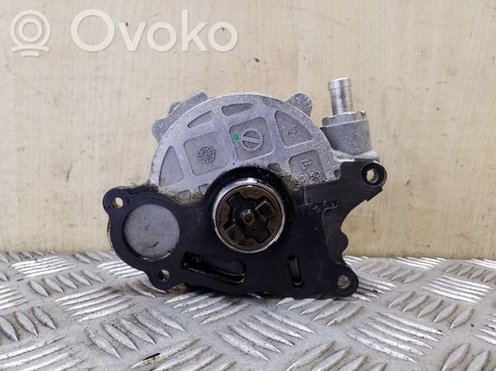 Volkswagen Tiguan Vacuum pump 03L145100