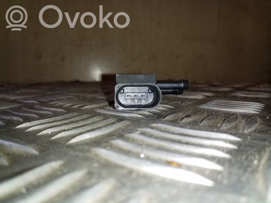 Volkswagen Tiguan Exhaust gas pressure sensor 076906051A
