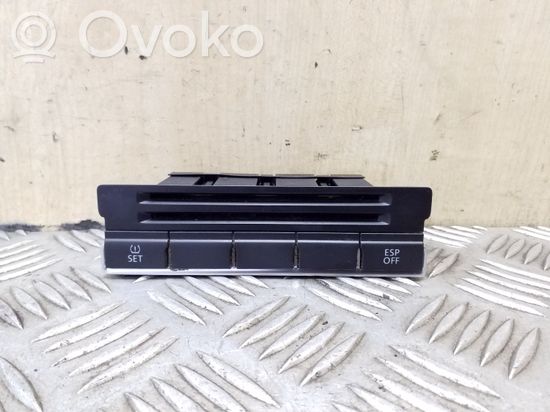 Volkswagen Tiguan ESP (stability program) switch 5N2927132A