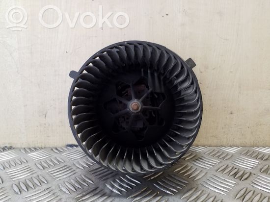 Volkswagen Tiguan Heater fan/blower 1K2819015A 983227A