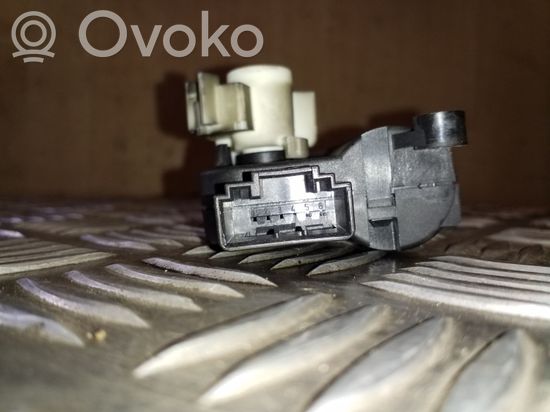 Volkswagen Tiguan Air flap motor/actuator 0132801336 983380JF 1K0907511C