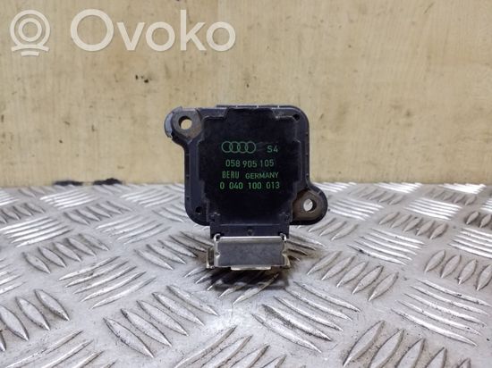 Audi A4 S4 B5 8D High voltage ignition coil 058905105 0040100013