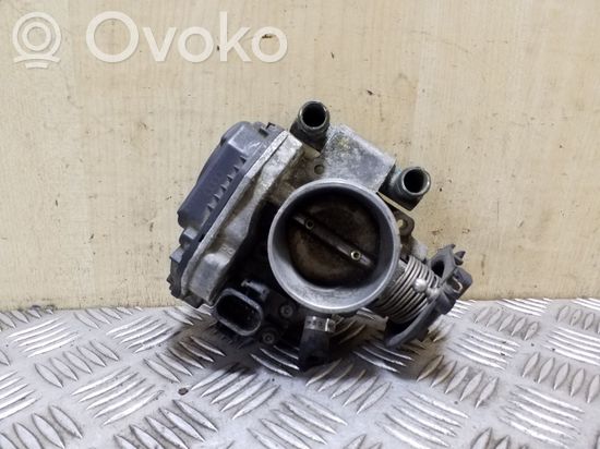 Audi A4 S4 B5 8D Throttle valve