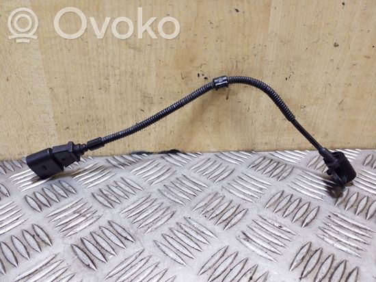 Volkswagen Golf VI Crankshaft position sensor 03L907601