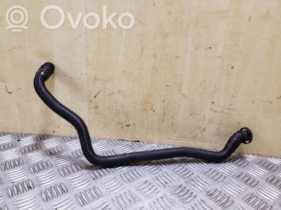 Audi Q5 SQ5 Breather hose/pipe 03L103493F
