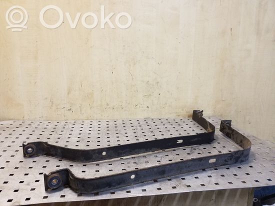 Audi Q5 SQ5 Fuel tank mounting bracket 8R0201653A