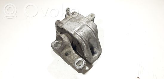 Volkswagen Eos Engine mount bracket 1K0199262
