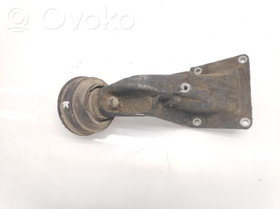 BMW 3 E46 Engine mount bracket 21111094697 1094697