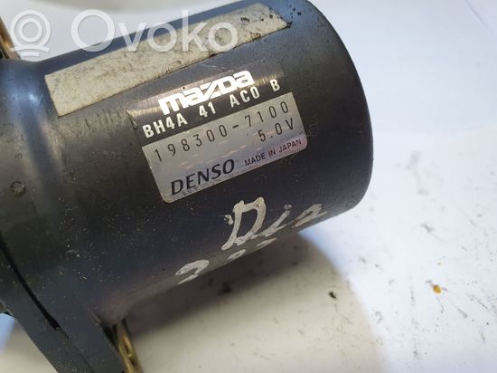 Audi 100 S4 C4 Accelerator pedal position sensor 1983007100