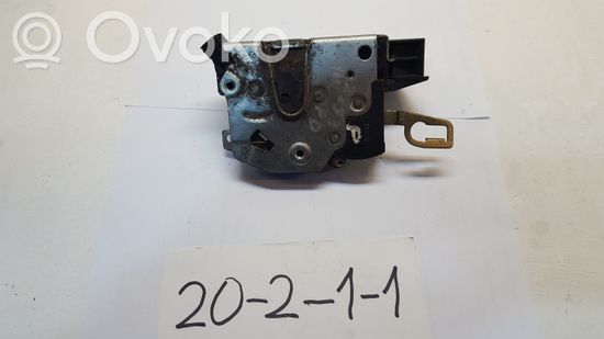 BMW 3 E36 Front door lock 8122418