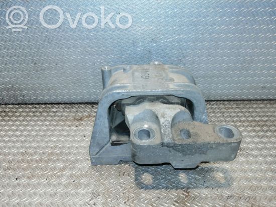 Volkswagen Caddy Engine mount bracket 1K0199262