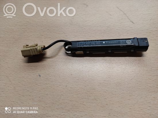Volkswagen Tiguan Aerial antenna amplifier 5N0035552C