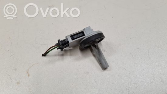 Audi A6 S6 C6 4F Interior temperature sensor 1J0907543A