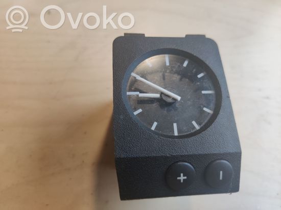 BMW 3 E36 Screen/display/small screen 62131387414