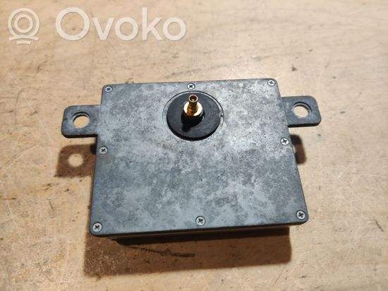 BMW X5 E53 Aerial antenna amplifier 6905950