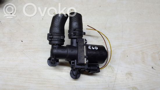 BMW 5 E60 E61 Coolant heater control valve 6411692022602 1147412174 041222