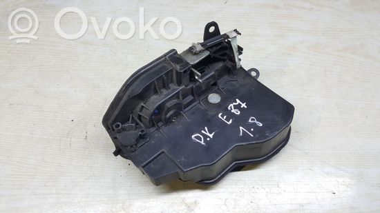 BMW 1 E81 E87 Front door lock 7167073