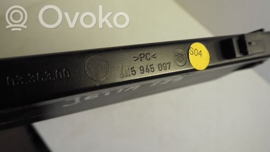 Volkswagen New Beetle Third/center stoplight 1K5945097