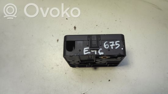 BMW 3 E46 Fuse module 8374986