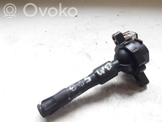 BMW 5 E39 High voltage ignition coil 1748017