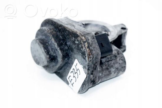 Audi A8 S8 D3 4E Throttle valve 057128063