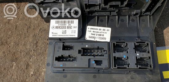 Mercedes-Benz E W211 SAM control unit 2115453901