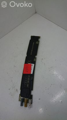 Audi A8 S8 D3 4E Aerial antenna amplifier 4E0035225AP