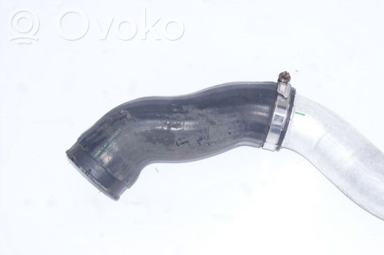 BMW 5 E39 Intercooler hose/pipe 2249669