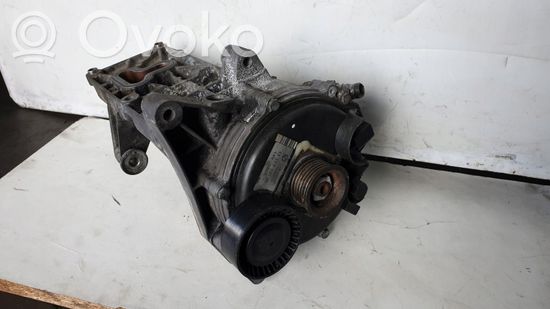 BMW 7 E65 E66 Water pump 7526286