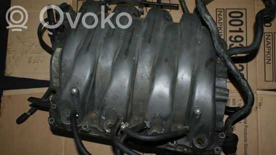 Audi A8 S8 D3 4E Intake manifold 077133185BB