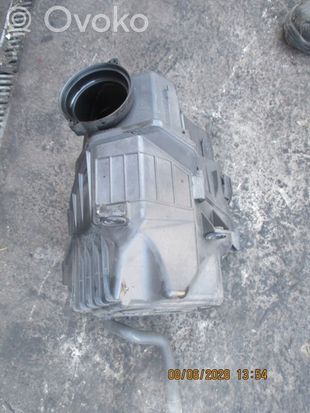 Audi A8 S8 D3 4E Air filter box 059133823E