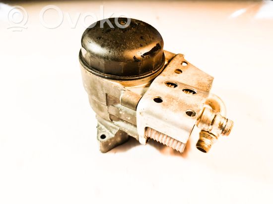 BMW 3 E90 E91 Oil filter mounting bracket B8316000