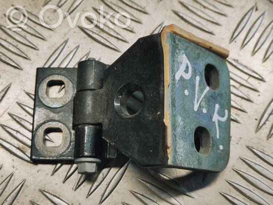 BMW X3 E83 Front door upper hinge 3402819