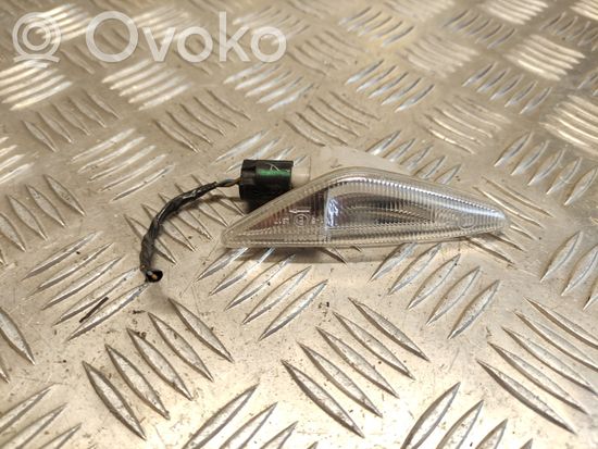 BMW X5 E70 Front fender indicator light 7171008