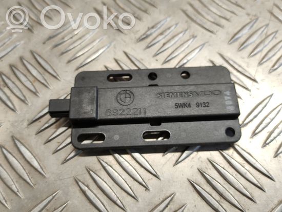 BMW X5 E70 Antenna control unit 6922211