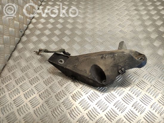BMW X5 E70 Engine mounting bracket 6772679 22116772679