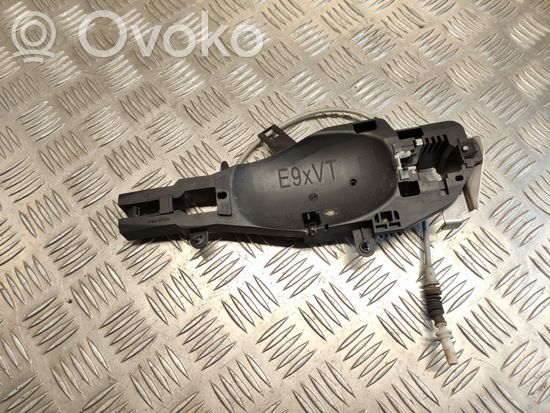 BMW X5 E70 Front door exterior handle/bracket