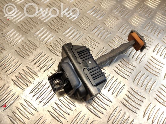 BMW X5 E70 Front door check strap stopper 7141024