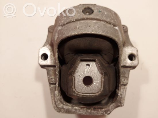 Audi A4 S4 B8 8K Engine mount bracket 8R0199381