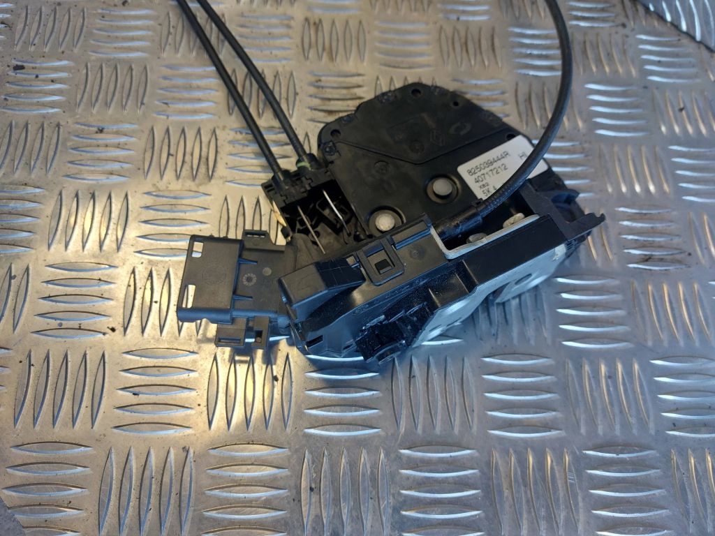 Picture 3 of 6